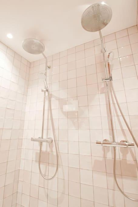 Chambre Majorelle - Rdc - Plage 50M - Rue Gratuite Saint-Malo Buitenkant foto